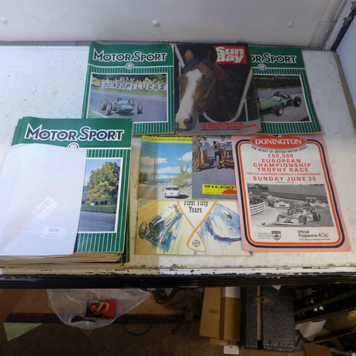 2279 - Approx. 35 Motor Car and Motorsport magazines from 1962 onwards plus Donington Park race programme a... 