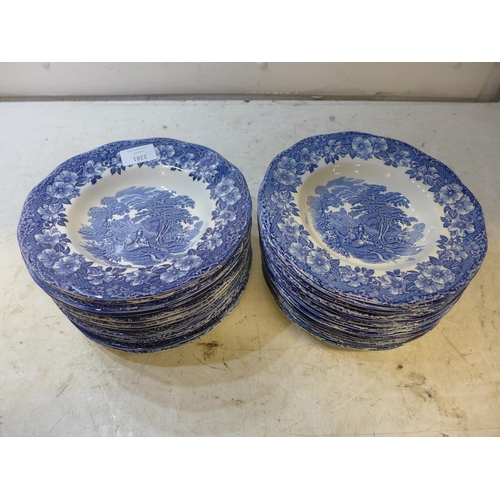 2281 - 26 Wedgwood dishes