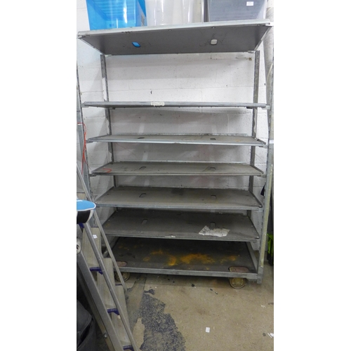 2378 - Mobile plant display trolley/greenhouse rack