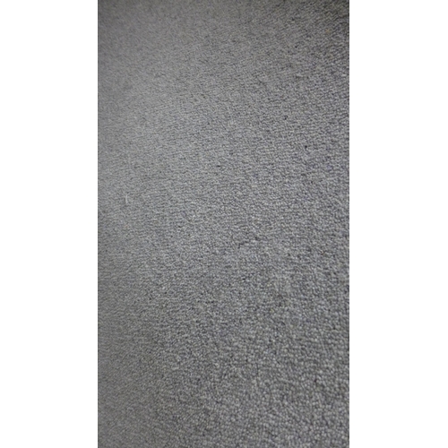 2385 - 9ft x 15ft (approx. 3m x 4.5m) lounge hessian/action backed grey carpet