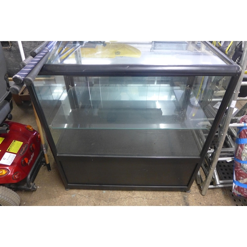 2413 - Pair of metal and glass display cabinets with lights