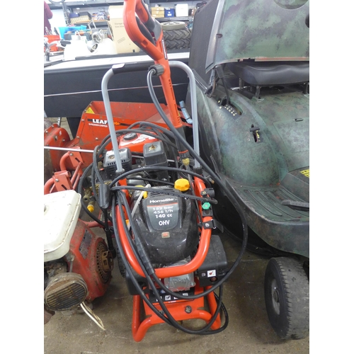 2425 - Homelite 152 bar petrol driven pressure washer - W - used once - original RRP £220