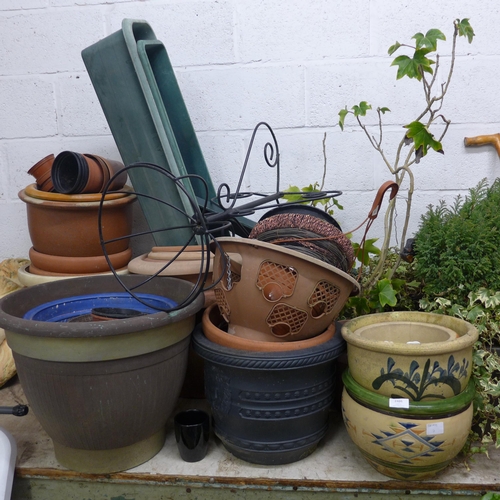 2466 - Mega lot of approx 30 medium and large ceramic, terracotta and plastic planters and plant pots