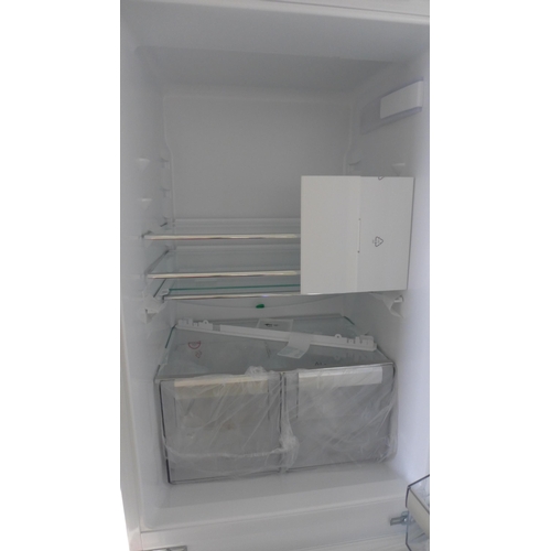 3032 - AEG 50/50  fridge freezer  (381-179)    * This lot is subject to vat