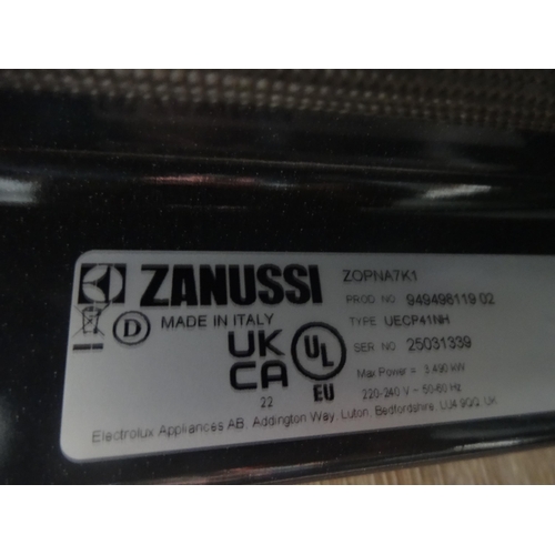 3118 - Zanussi Single Oven - Black - Model: ZOPNA7K1 (H589xW594xD568), original RRP £490.84 inc. VAT * This... 
