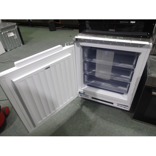 3152 - CDA Under Counter Freezer (H818xW596xD550) (model no:- FW284), original RRP £313.33 inc. VAT * This ... 