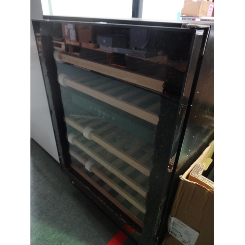 3189 - Viceroy Under Counter Wine Cooler (Smashed Glass) (H870xW595xD570) - model no.:- WRWC60BK, original ... 