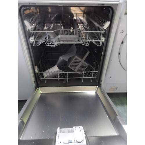 3193 - Bosch Serie 2 Fully Integrated Dishwasher - Home Connect (H815xW598xD550) (model no.:- SMV2ITX18G), ... 