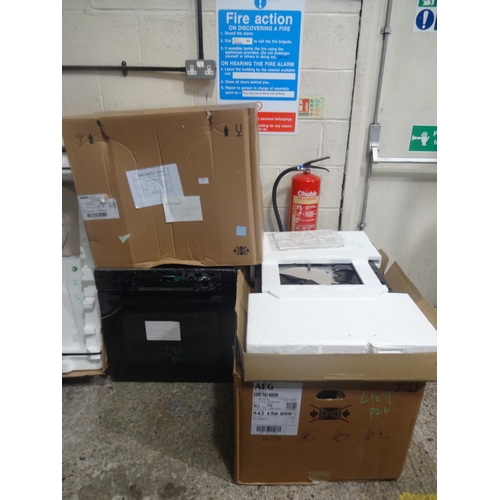 3208 - Quantity of Damaged appliances to include: Bosch Induction Hob, Bosch Oven, AEG Venting Hob and a Za... 