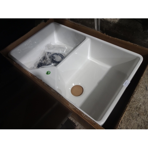 3217 - Blanco Villae double farmhouse Crisp White ceramic sink * This lot is subject to VAT (383-93)