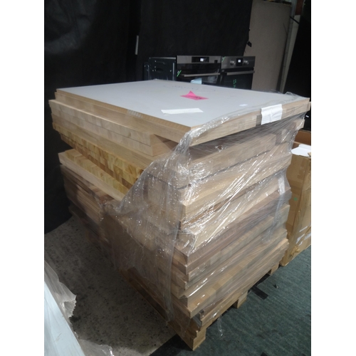 3220 - Solid Oak Off-Cuts * This lot is subject to VAT (383-100)