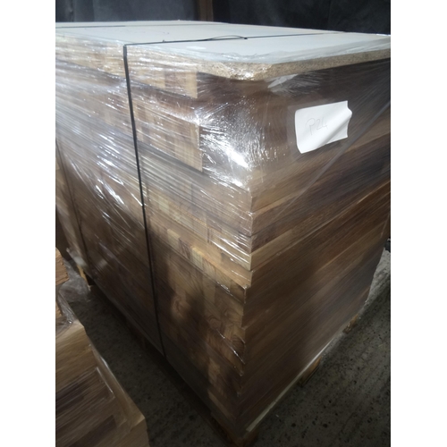 3221 - Solid Oak Off-Cuts * This lot is subject to VAT (383-90)