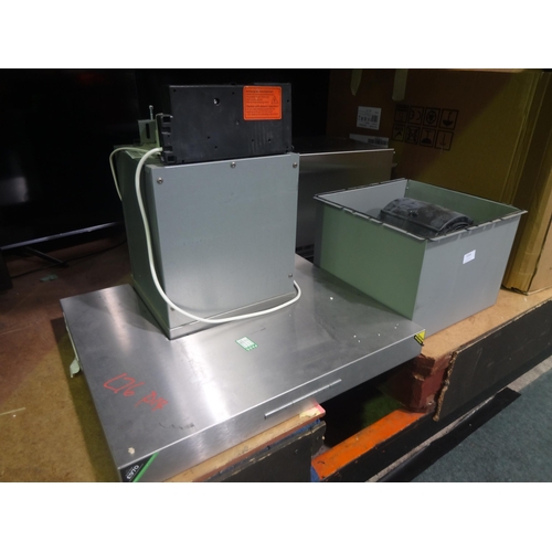 3264 - Three Cooker Hood Extractors & Parts - Mixed Style (381-76,78,213) * This lot is subject to VAT