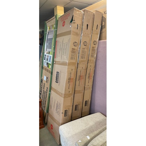 1533 - Backyard Cedar Cove Playcentre, missing box 4/4 original RRP £1208.33 + VAT (4162-7) * This lot is s... 