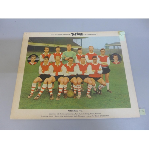 661 - Typhoo famous football clubs premium cards, 1965, includes Arsenal, Manchester City, Manchester Unit... 