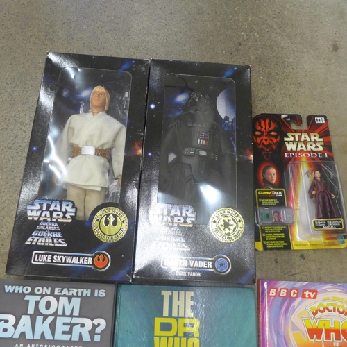 702 - Star Wars Luke Skywalker, Dark Vader and Amidala figures, boxed, a wooden puzzle, three Doctor Who a... 