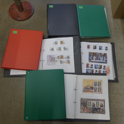 704 - Seven stamp albums containing Australia 1986 to 2016, plus some earlier