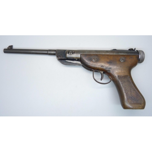 792 - A 1930's Diana Mark V target pistol