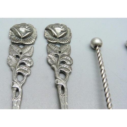 846 - Two German Jugendstill silver forks and five spoons