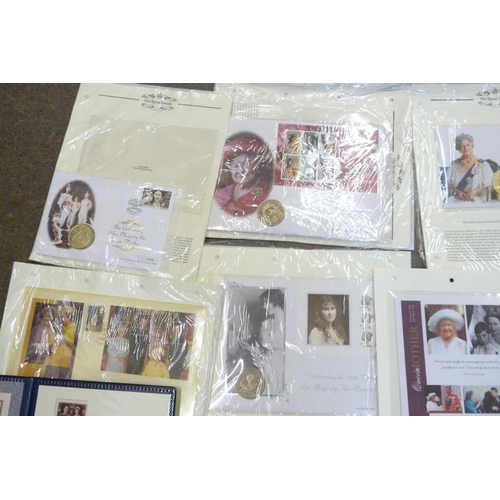 901 - A collection of HM The Queen Mother coin covers including 8 x Five Pounds coins and a mint stamp col... 