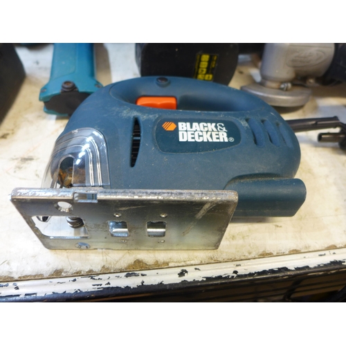 2015 - Power tools job lot: Rotozip multitool/grinder, PB240V sander; Black and Decker jigsaw, Wickes orbit... 