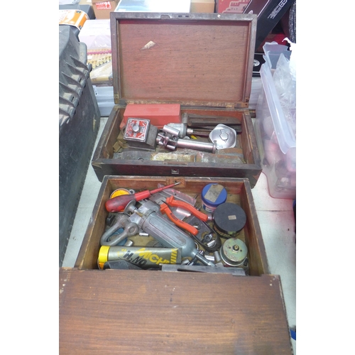 2035 - 2 Vintage chests containing mixed engineering tools: Eclipse magnetic clamp, Picador drill, numerous... 