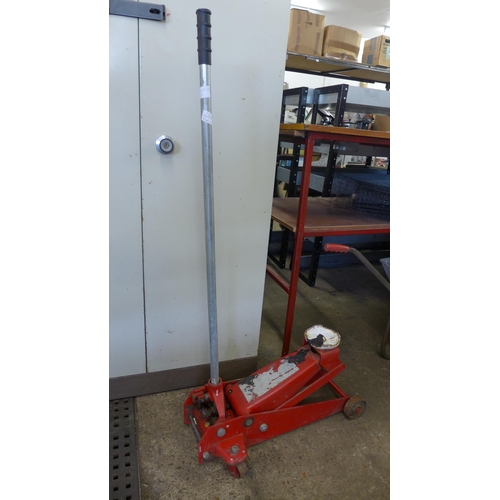 2458 - 2.5 tonne trolley jack - W - with pole