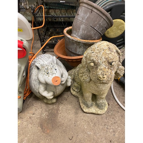 2502A - Three terracotta planters and Hedgehog garden ornament