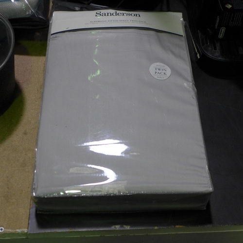 3054 - Sanderson Super King 300TC Fitted Sheets (2 Pack) (286-52) * This lot is subject to VAT