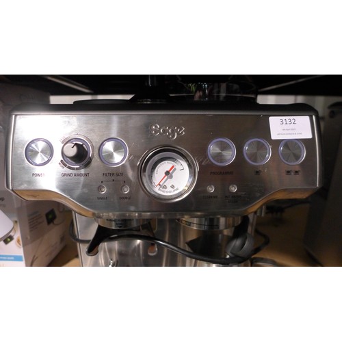 3132 - Sage Barista Express coffee machine (286-812)  * This lot is subject to vat