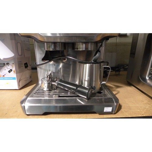 3132 - Sage Barista Express coffee machine (286-812)  * This lot is subject to vat