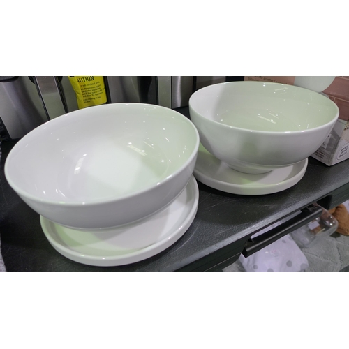 3233 - O&B Bowls, Plates & Lids - (6 Piece Set) (286-126) * This lot is subject to VAT