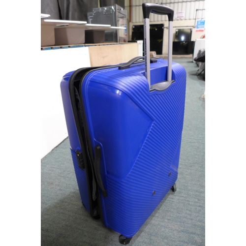 3277 - American Tourister Bon Air 30