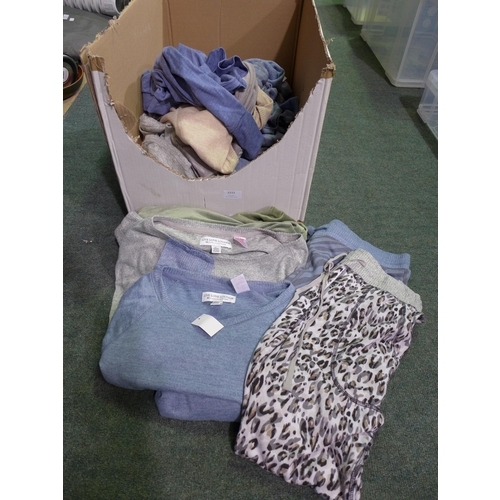 3333 - Quantity of women's loungewear - mixed sizes, styles and colours * this lot is subject to VAT