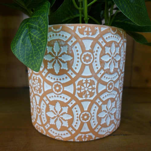 1404 - A faux green plant in a Moroccan tile pattern pot (63098104)