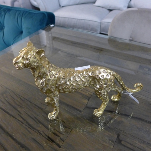 1501 - A resin gold standing leopard - H21cms (66245610)