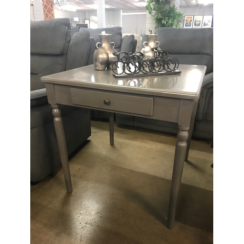 1335 - A small grey painted single drawer dining table