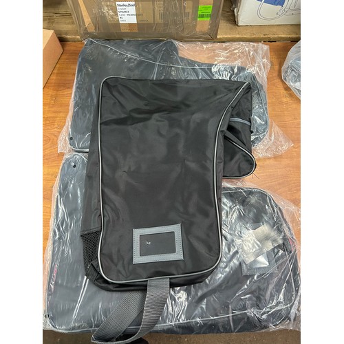 2049 - Four Quardor medium sized foldable carry bags, unused