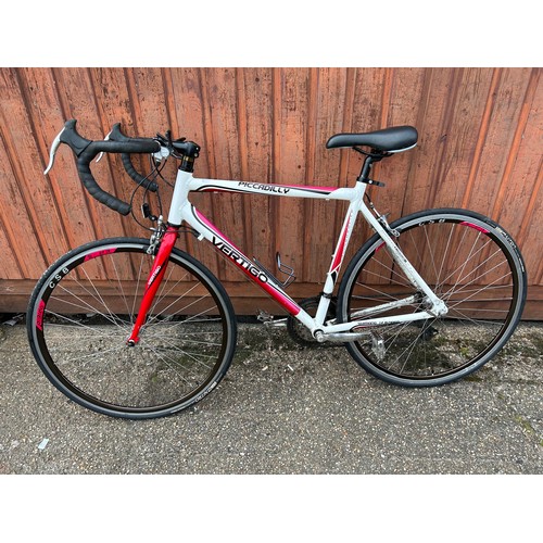 2163 - Piccadilly vertigo aluminum road bike. Police repossession