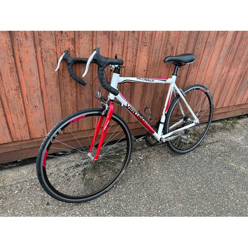 2163 - Piccadilly vertigo aluminum road bike. Police repossession