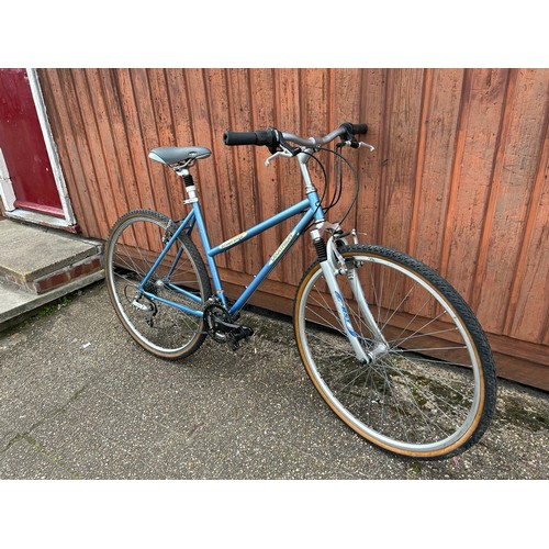 2164 - Decathlon ladies hybrid bike. Police repossession