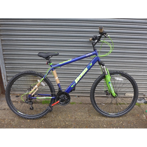 2167 - Boss vortex Shimano equipped front suspension twin disk MTB/Mountain Bike/Bicycle. RRP £299 complete... 