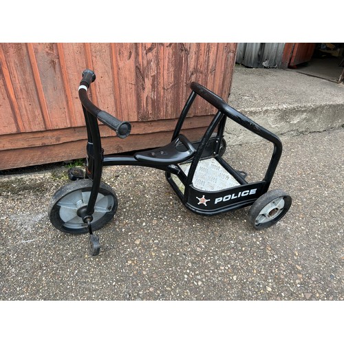 2343 - Winther kids trike. Police repossession