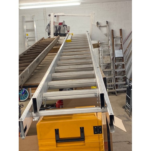 2173 - Werner 4.6m aluminium heavy duty tradesman ladder,  unused (end caps required)