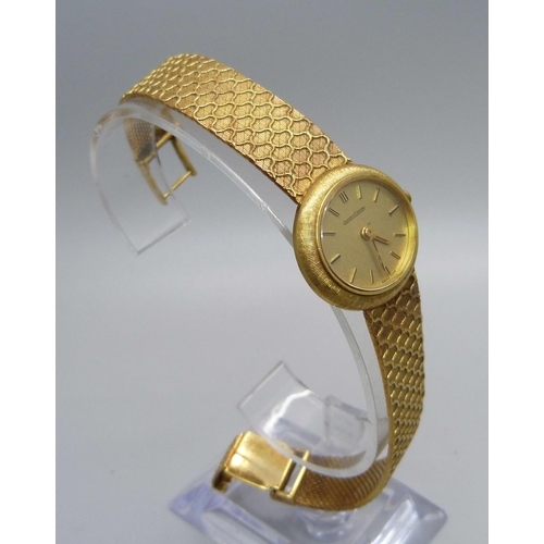 1019 - A lady's 18ct gold Jaeger-LeCoultre wristwatch, weight without movement and case back 46.3g, the cas... 