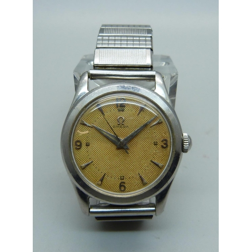 1022 - A 1950's/1960's stainless steel Omega wristwatch, 32mm case