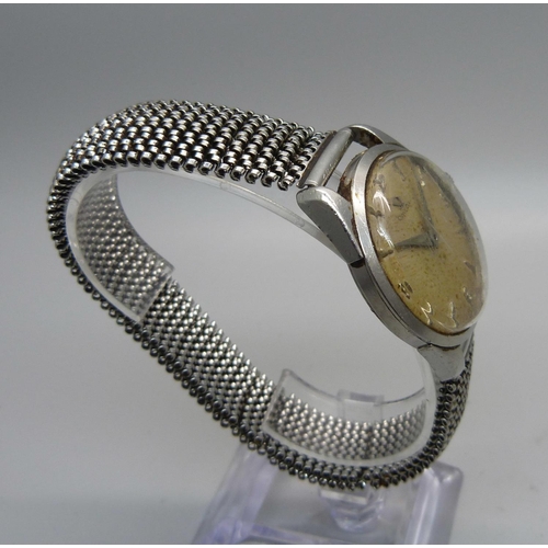 1027 - A 1960's stainless steel Omega wristwatch