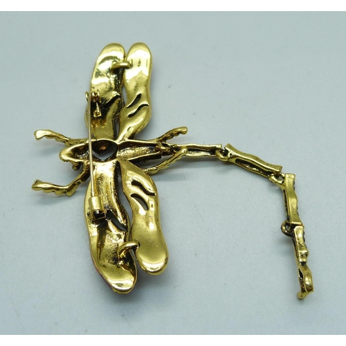 1043 - A large articulated dragonfly brooch