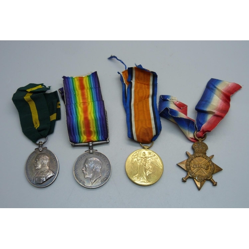 1058 - A set of four WWI medals to 6404 Pte. D. Given, Kings Own Scottish Borderers and Territorial Force E... 