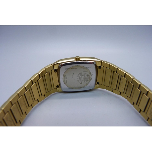 1076 - A gentleman's Citizen Eco Drive Calendar 100 MT gold plated bracelet wristwatch, E111-5049359